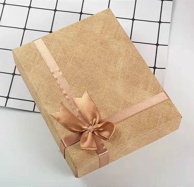 pink-gift-box-with-bow59239479462