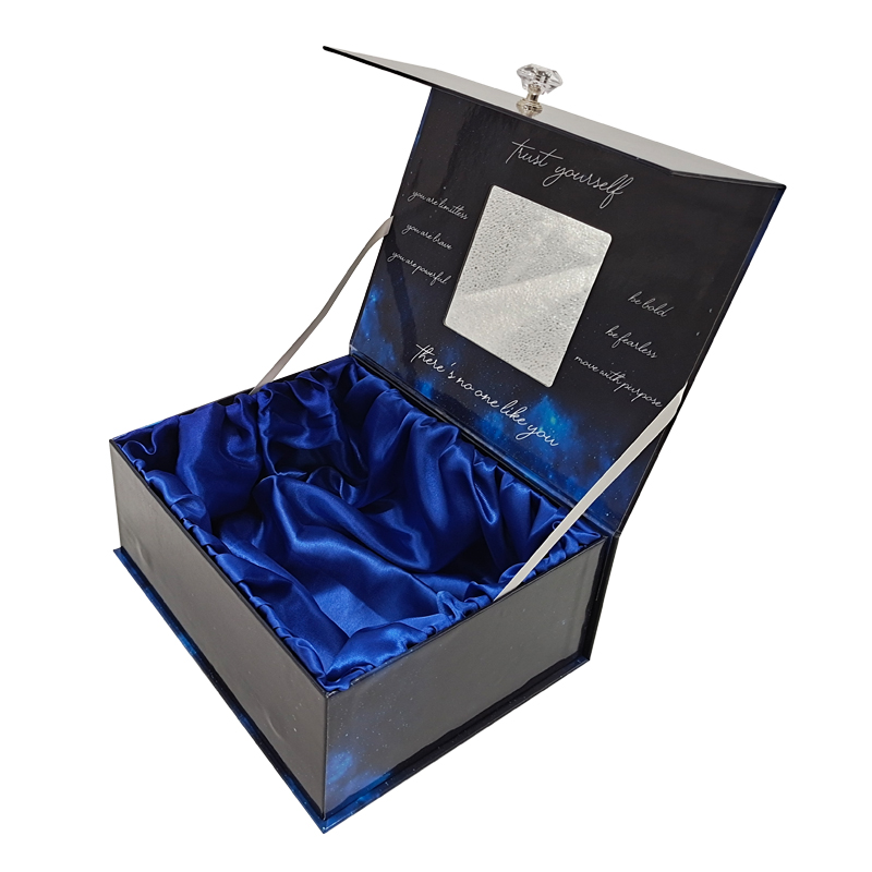 Luxury Gift Box With Mirror Cosmetics Gift Set Empty Skincare Magnetic Boxes Cardboard Eyelash Box Tube Custom Beauty Packaging