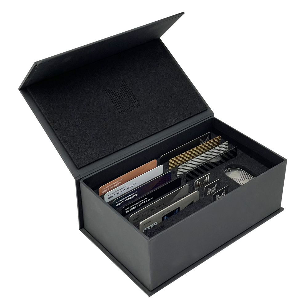 Luxury Gift Box With Mirror Cosmetics Gift Set Empty Skincare Magnetic Boxes Cardboard Eyelash Box Tube Custom Beauty Packaging