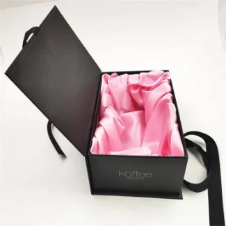 Custom Silk Gift Box Paper Magnetic Gift Rigid Box